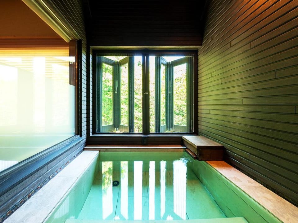 Shikinomori Shibian Hotel in Japan