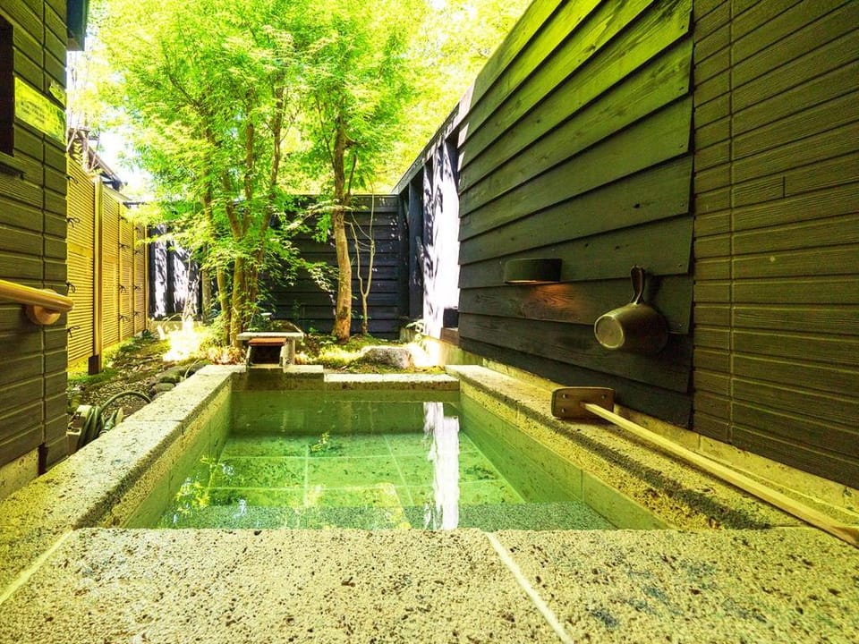 Shikinomori Shibian Hotel in Japan