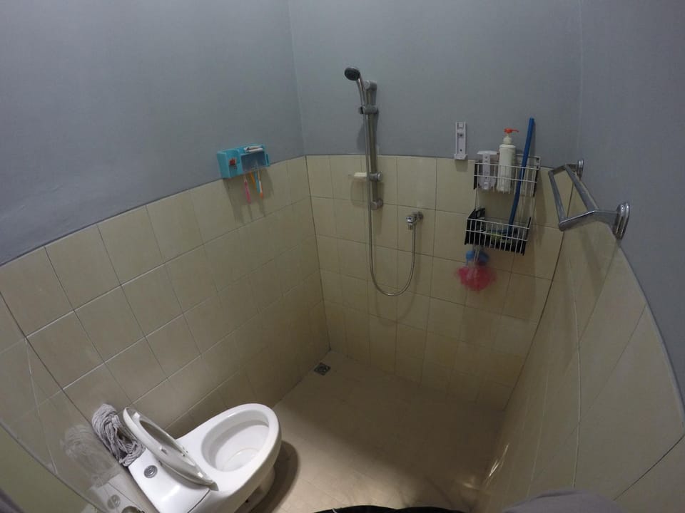 Almeria House Lake and Hill View Tasikmalaya Vacation rental in West Java