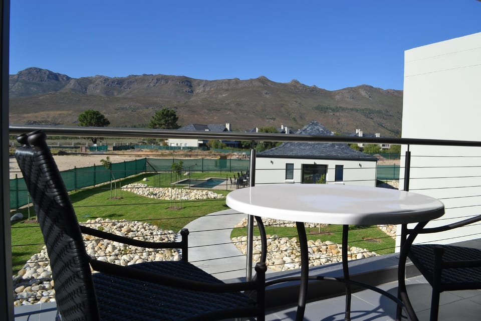 Pearl Valley Suite 504 Golf Safari SA Villa in Cape Town