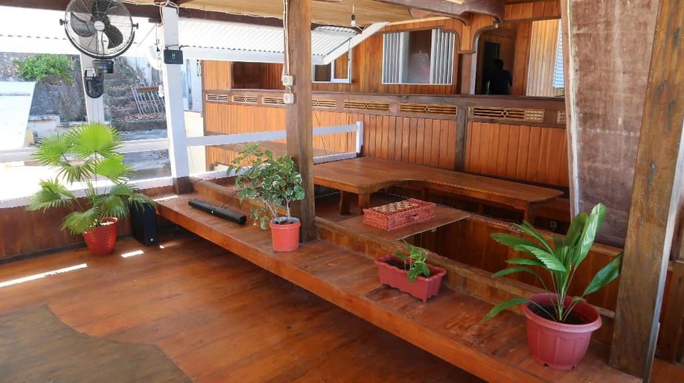 Phinisi Hostel Bira Hostel in Indonesia