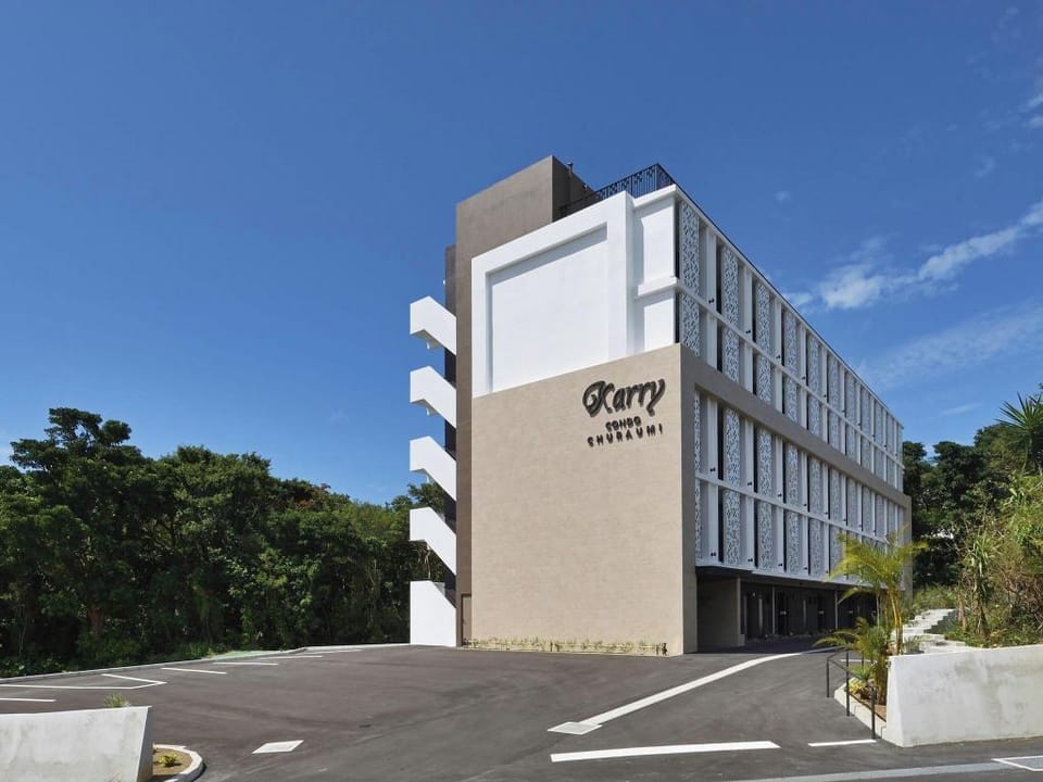 Karry CONDO CHURAUMI Apartment in Okinawa Prefecture