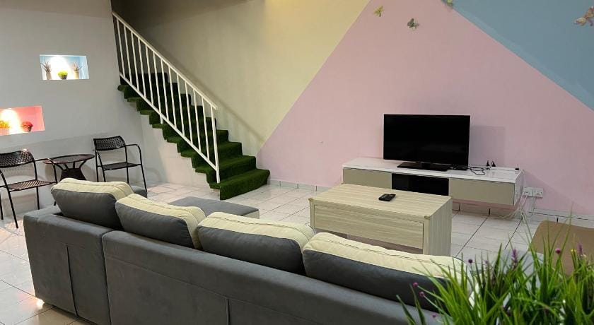 Seri Manjung HomeStay@Spacious Family Home Vacation rental in Perak