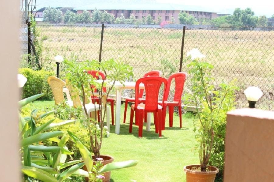 A Cosy Small Family Cottage Vacation rental in Maharashtra