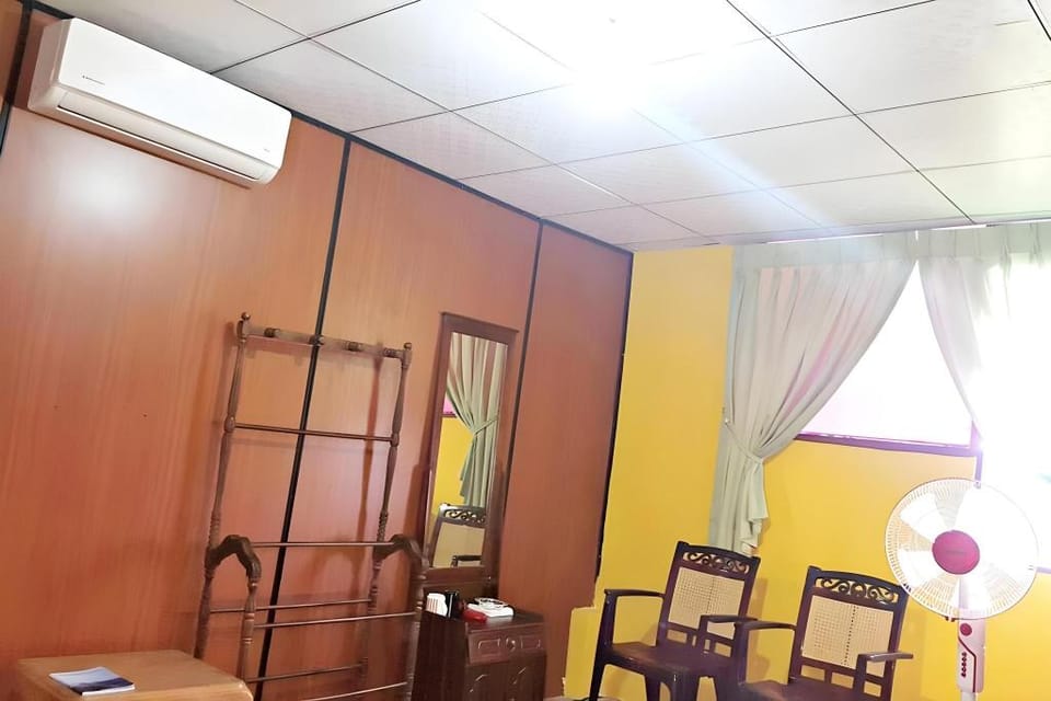 Beehive Colombo Hotel in Colombo