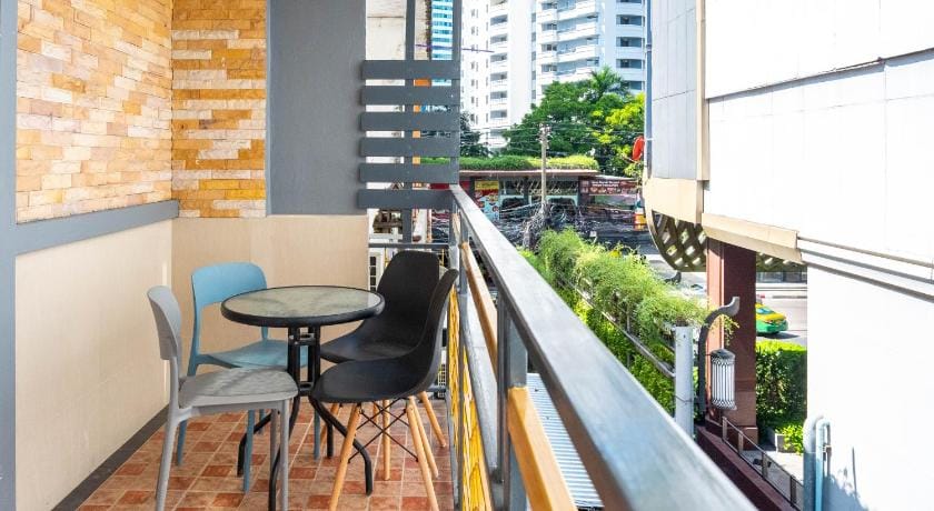 Usman Halal Home Hostel in Bangkok