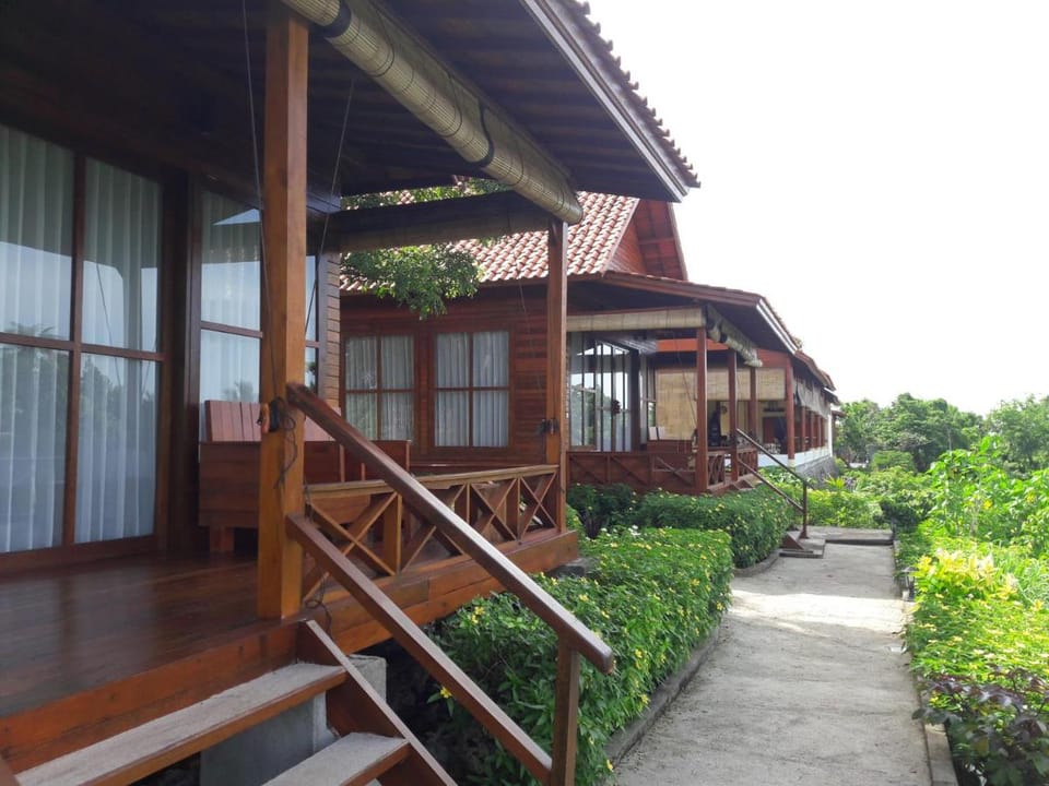Marind Dive Eco Resort Wakatobi Resort in Indonesia