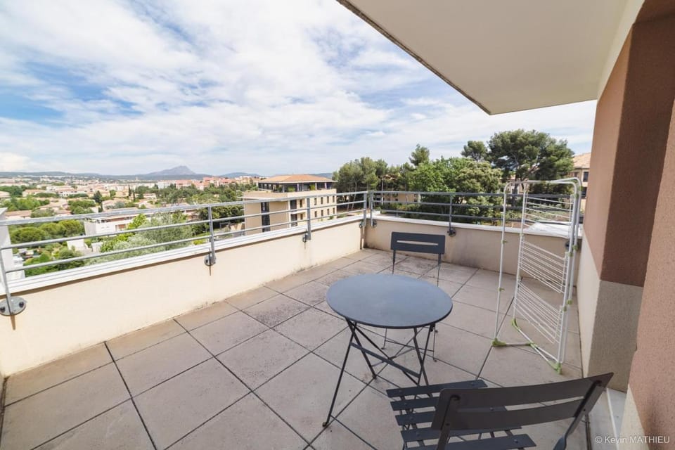 Résidence Les Académies Aixoise Apartment hotel in Aix-en-Provence