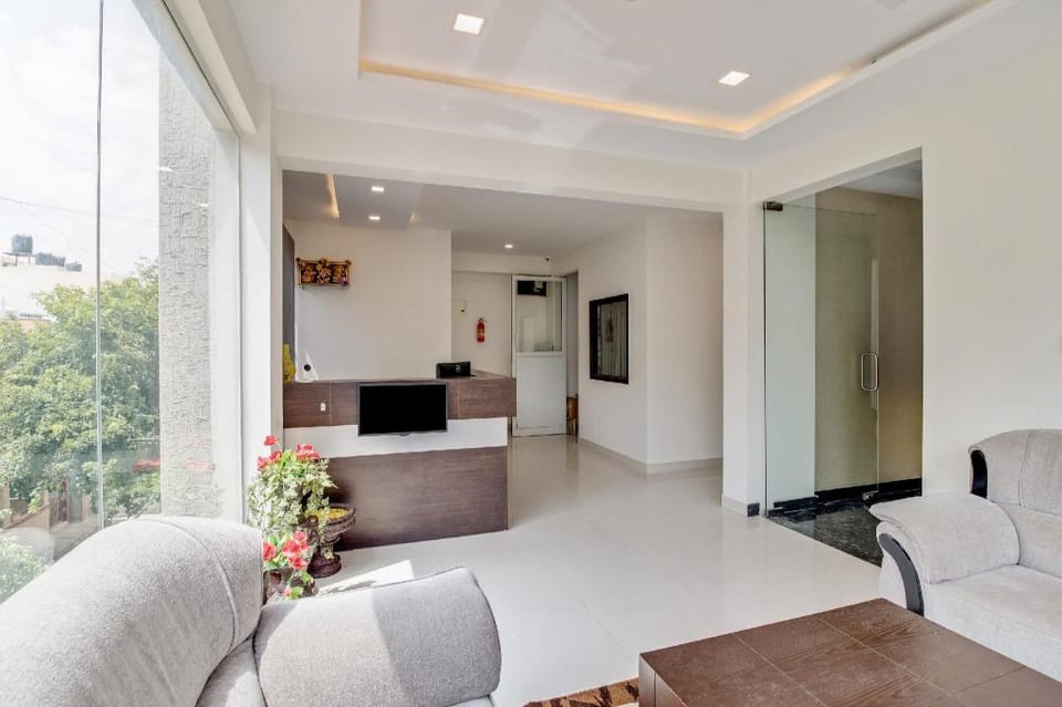 Hotel O Kings Suites Hotel in Bengaluru