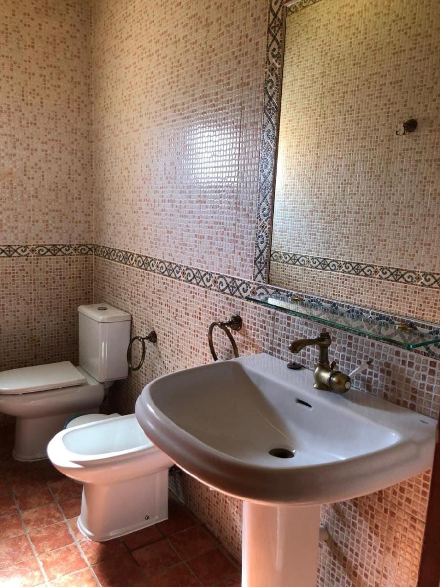 Hostal Avenida Andalucia - Solo Adultos Bed and Breakfast in Seville