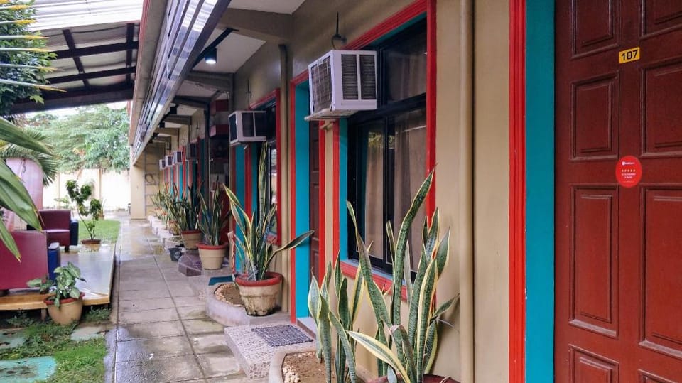 RedDoorz @ Bankal Lapulapu Hotel in Lapu-Lapu City