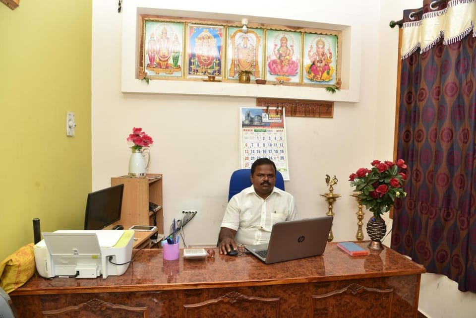 Thirumalai Home Stay - Group & Family Stay Room VL Swami Malai Temple Vacation rental in Tamil Nadu