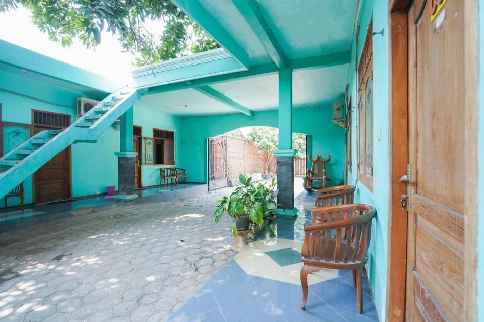 OYO 1439 Gang Guest Homestay Hotel in East Java