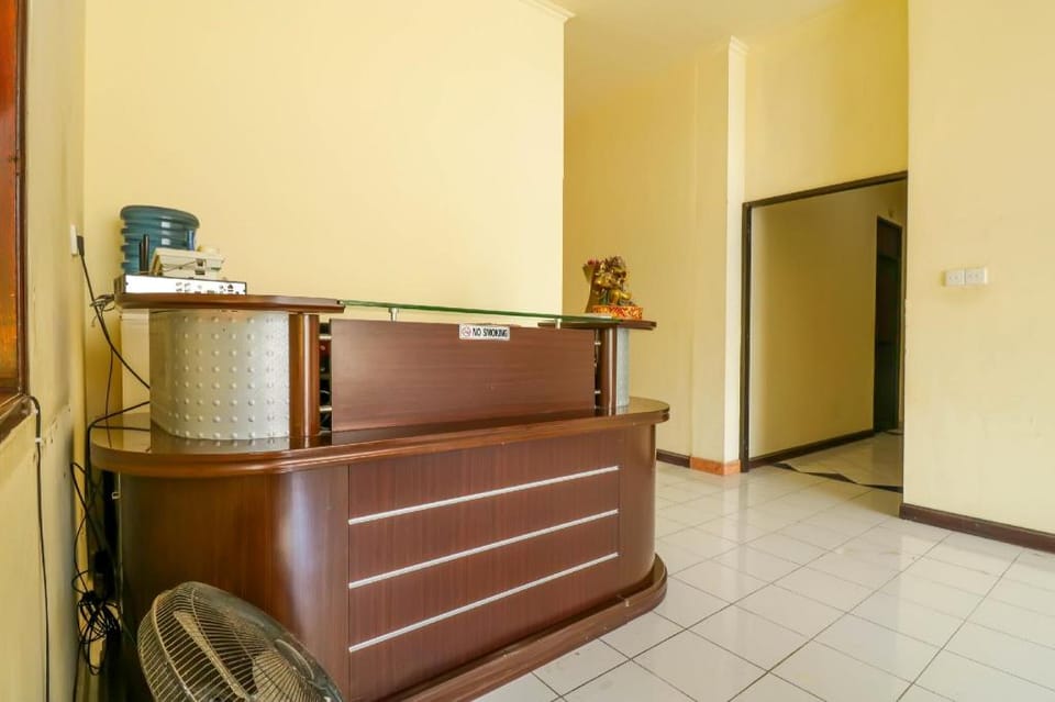 OYO 1684 Marina Suite Apartment Bali Hotel in Denpasar
