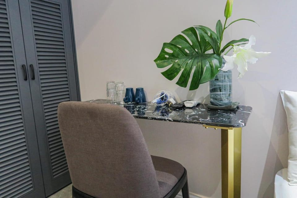 Deluxe Studio & Suite by RR Apartment in Singapore