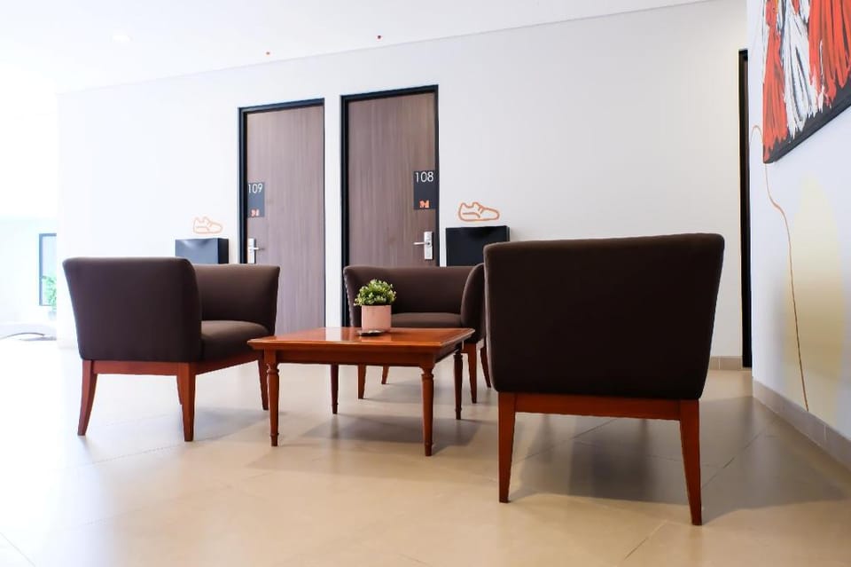 HM Social Karawaci Hotel in West Java