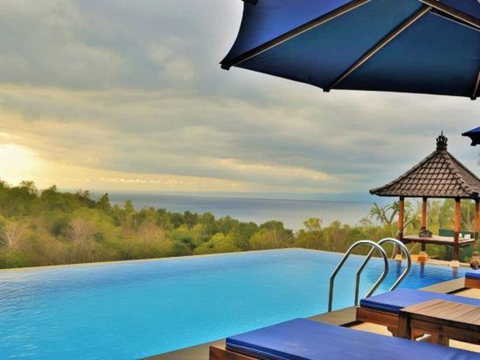 Kaylas Hill Bed and Breakfast in Nusapenida
