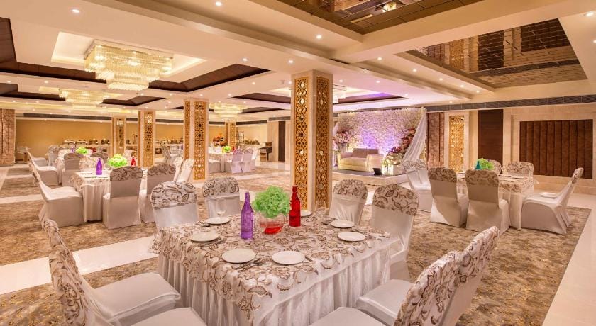 Bloom Boutique I Ranjit Avenue Hotel in Punjab, India