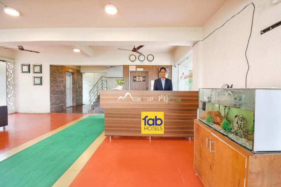 FabHotel Mountain High Inn - Nr. Lifeline Hospital Hotel in Pune