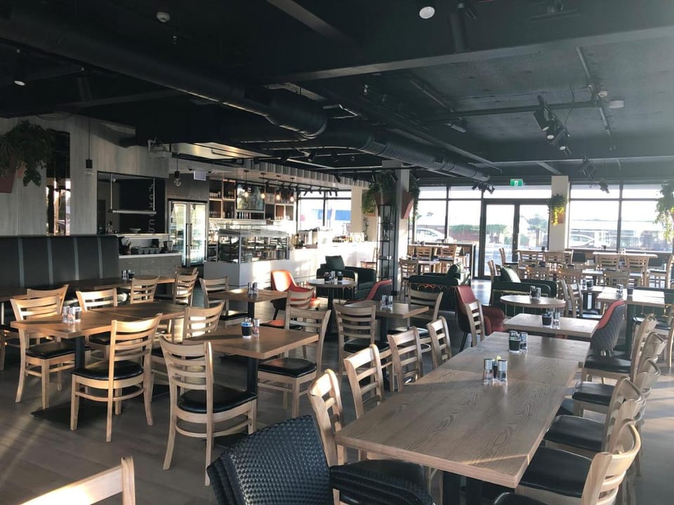 Ramada Suites by Wyndham Manukau Hotel in Auckland