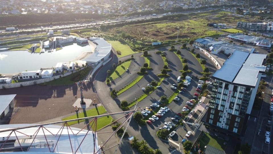Ramada Suites by Wyndham Manukau Hotel in Auckland