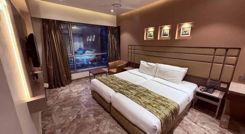Hotel Varishtta Executive Inn Hotel in Maharashtra