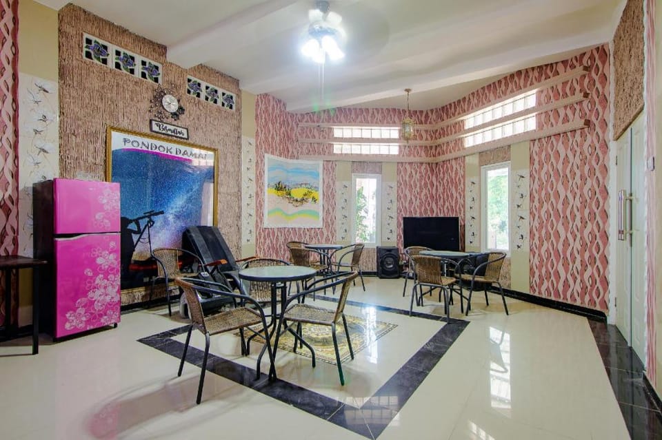 OYO 1277 Pondok Damai Syariah Hotel in Special Region of Yogyakarta