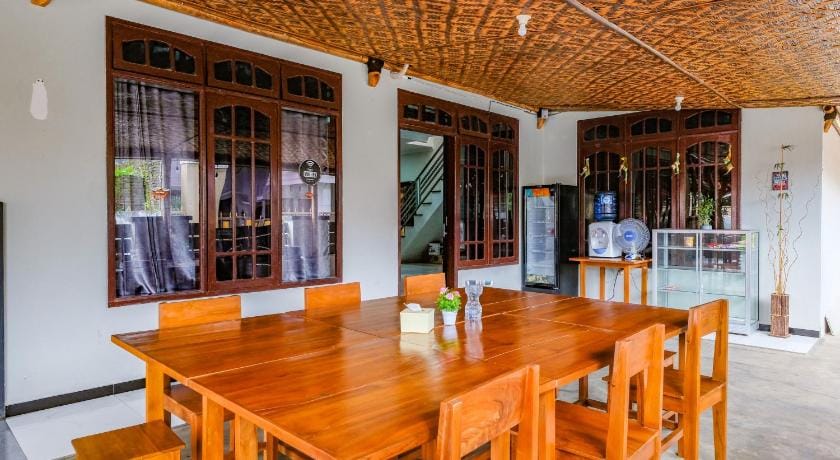 RedDoorz Syariah Near Stasiun Purwokerto Hotel in Indonesia
