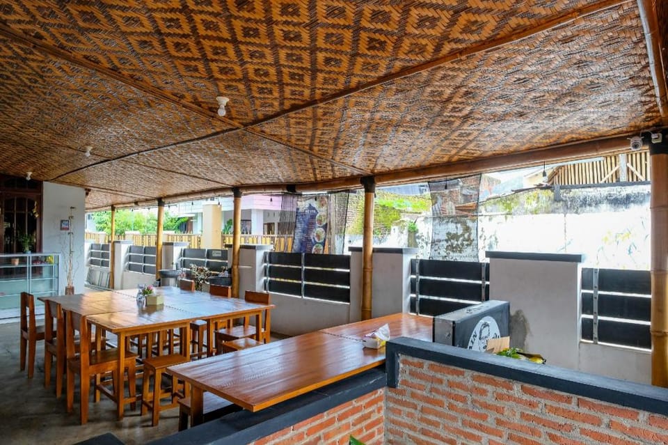 RedDoorz Syariah Near Stasiun Purwokerto Hotel in Indonesia