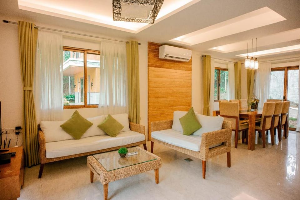 Estancia  de Lorenzo Hotel in Quezon City