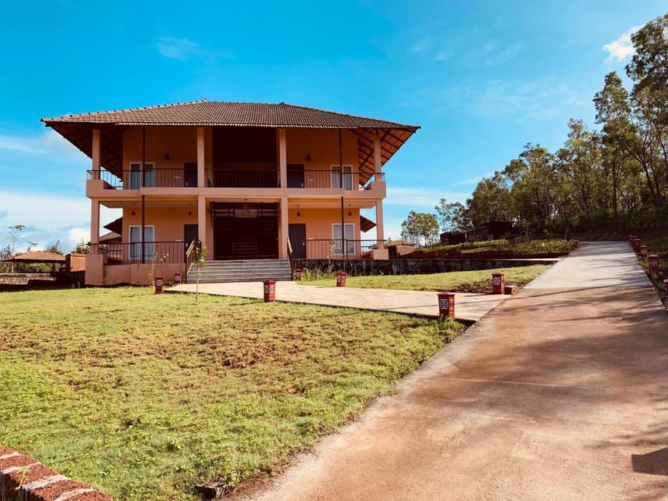 Machaan Plantation Resort, Sakleshpur Resort in Karnataka
