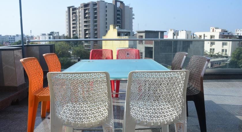 Taj Sojourn Bed and Breakfast in Agra