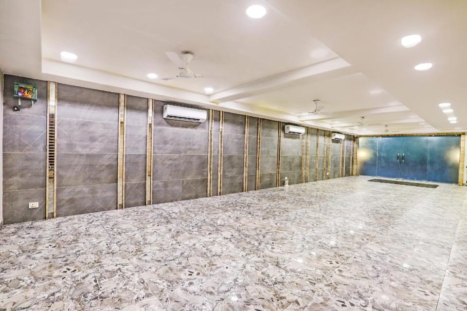 Super Townhouse OAK Shubhham Regency Hotel in Kolkata
