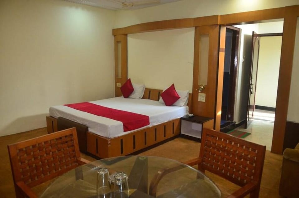 Poonam Hotel Hotel in India