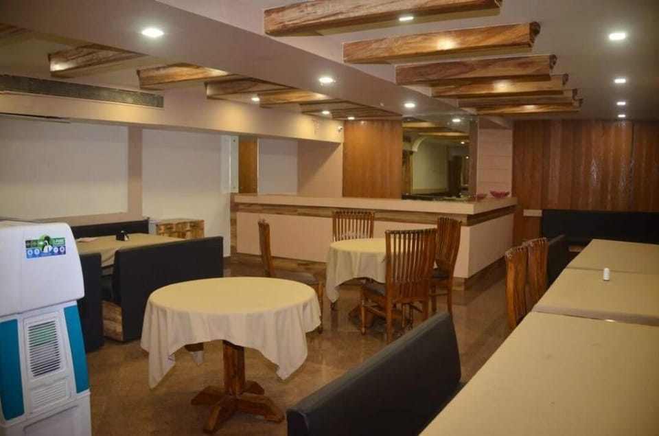 Poonam Hotel Hotel in India