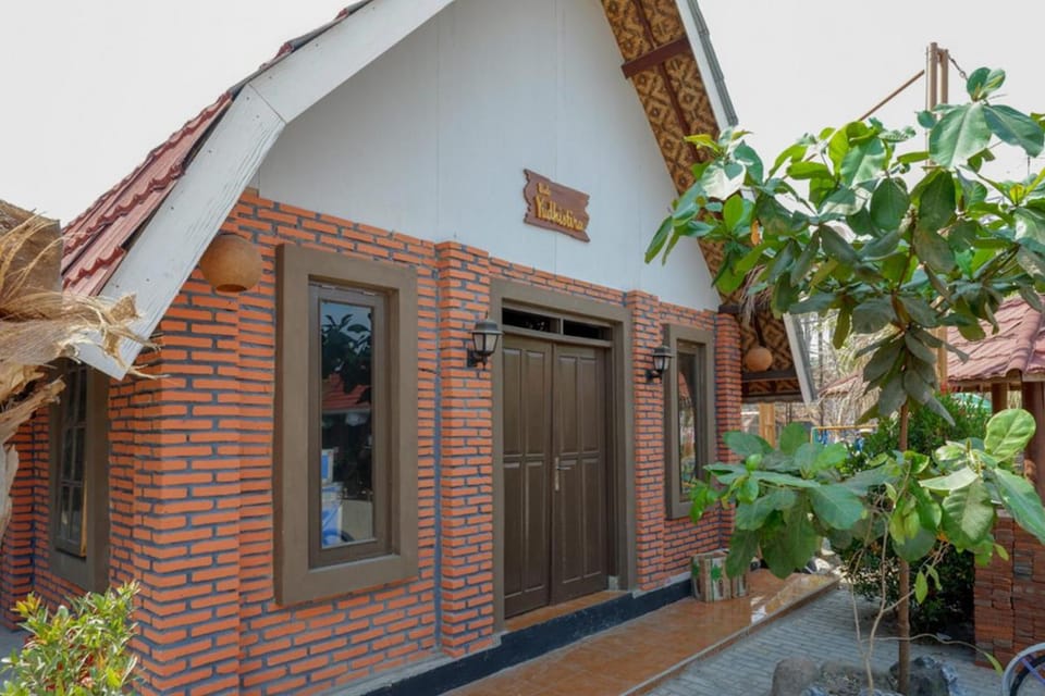 RedDoorz @ Kampoeng Etnik Kebumen 2 Campground/ 
RV Resort in Indonesia