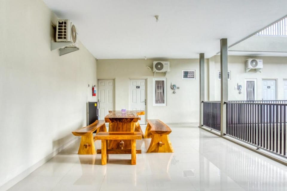 RedDoorz @ Plemburan Jakal 2 Bed and Breakfast in Special Region of Yogyakarta