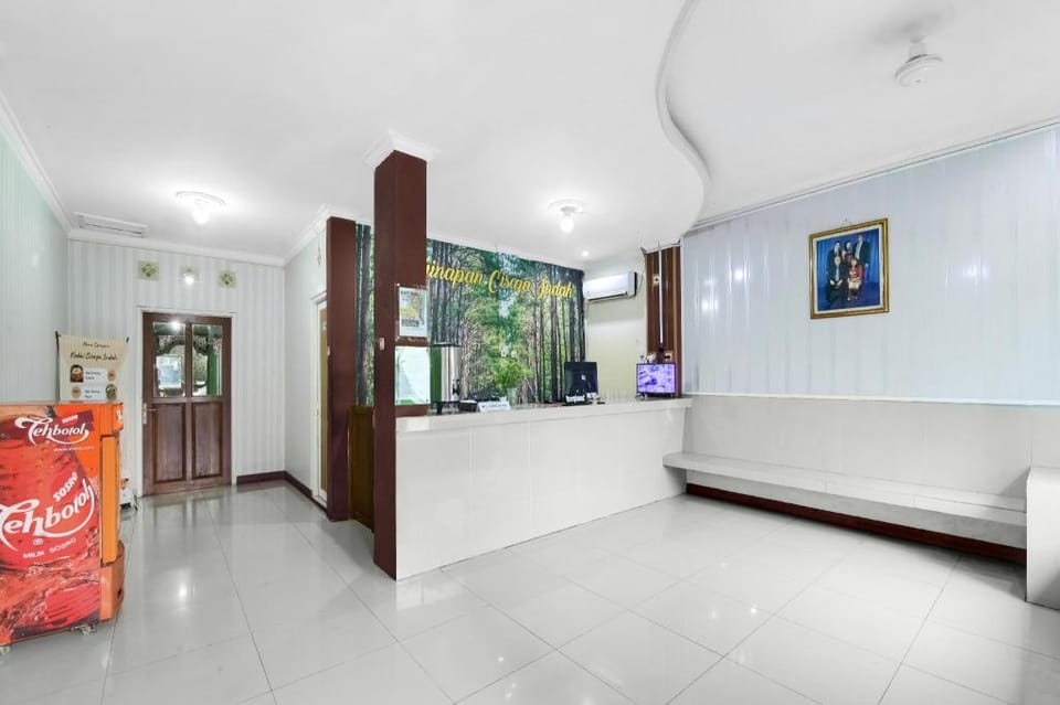 Penginapan Cisaga Indah Hotel in West Java