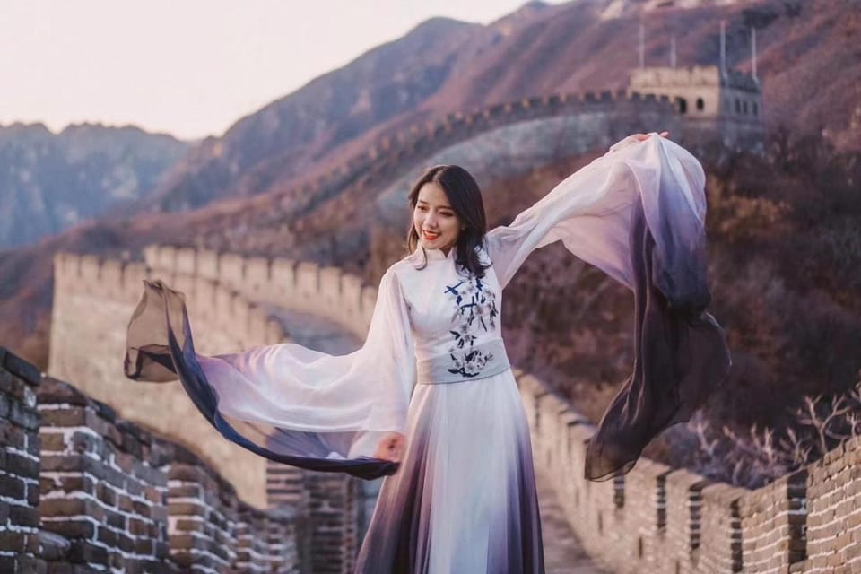 Sansa Village Boutique Hotel at Mutianyu Great Wall Adjoin to Mutianyu Great Wall - Room with the View of Great Wall - Chinese massage experience - Vehicle Shuttle Service - International Catering - SPA& Nail Beauty Facilities Hotel in Beijing