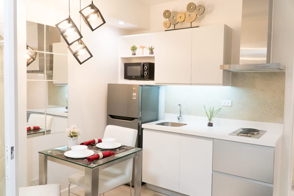 An Ultimate Beach Experience@ Azurre Apartment in Muntinlupa