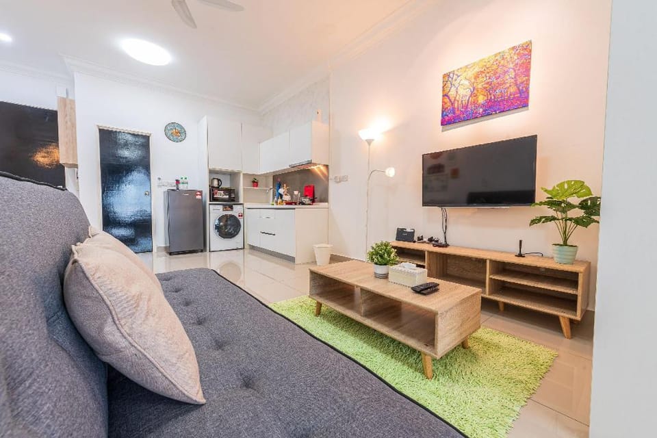 Twin Galaxy  1 Bed Room_CIQ_King Bed Apartment in Johor Bahru