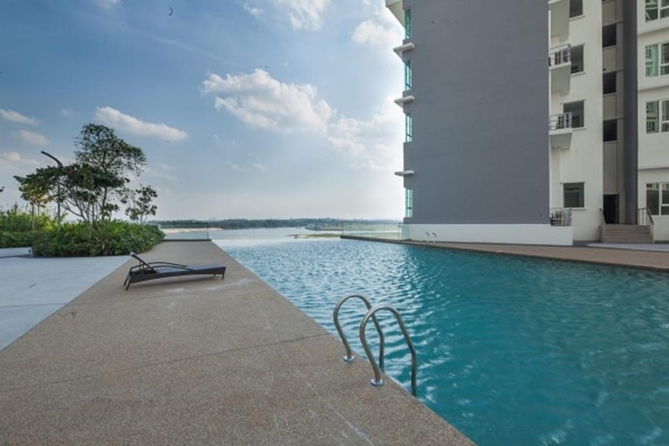 DangaBay 2room | Santorini Theme  | Gym | Kitchen Apartment in Johor Bahru