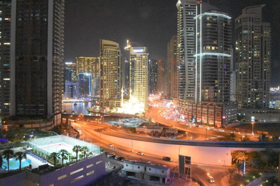 1BR Apartment with Ocean Palm & Atlantis View Apartment in Dubai