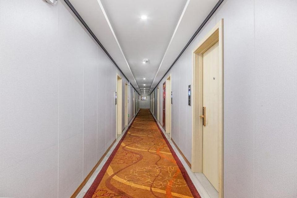 GYA Shanghai West Youyi Road Subway Station Hotel Hotel in Shanghai