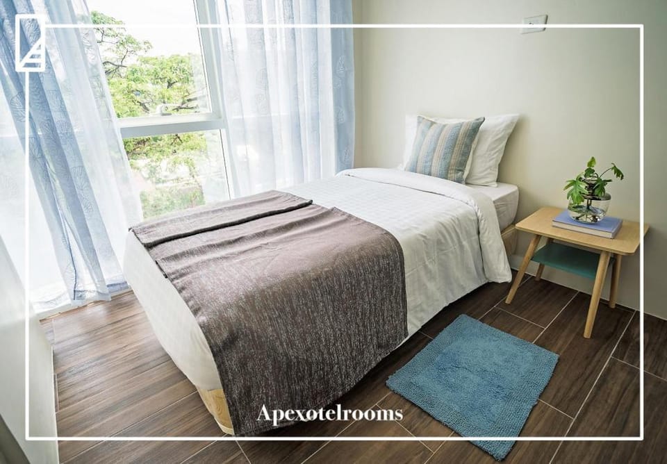 Apartment-Hotel 4-Room Amazing View Cebu Elegant Apartment in Lapu-Lapu City
