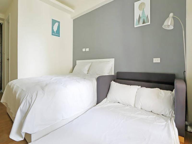 [Taipei  journey501] MRT Zhongshan station Apartment in Taipei City