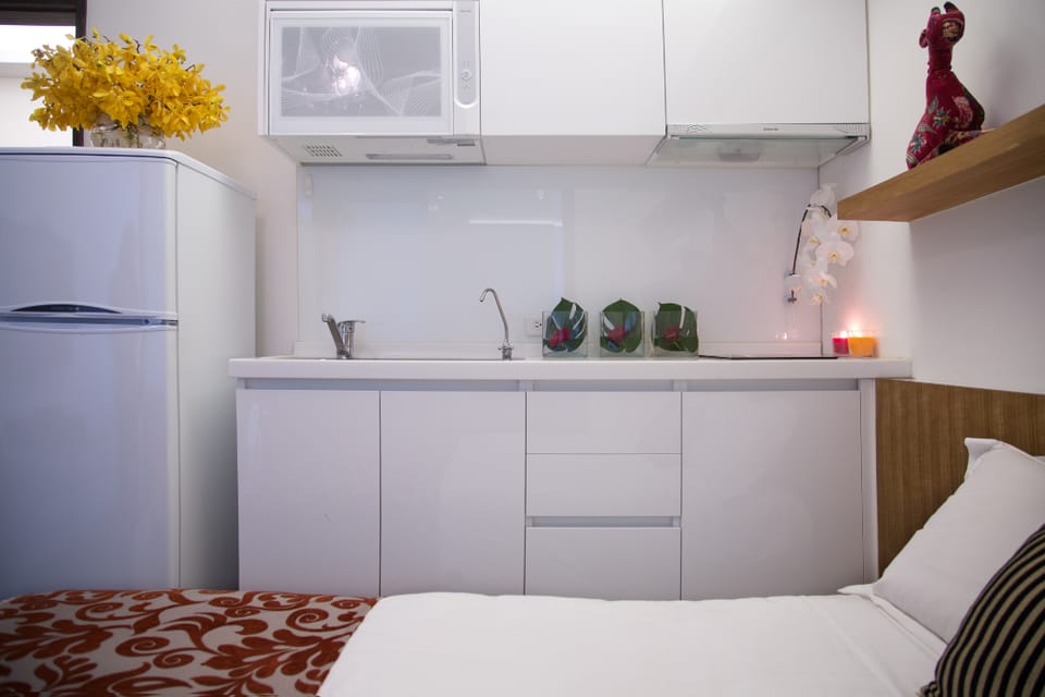 MRT Shida Deluxe AB  Apt 3Rm3Bth 6-9p Apartment in Taipei City