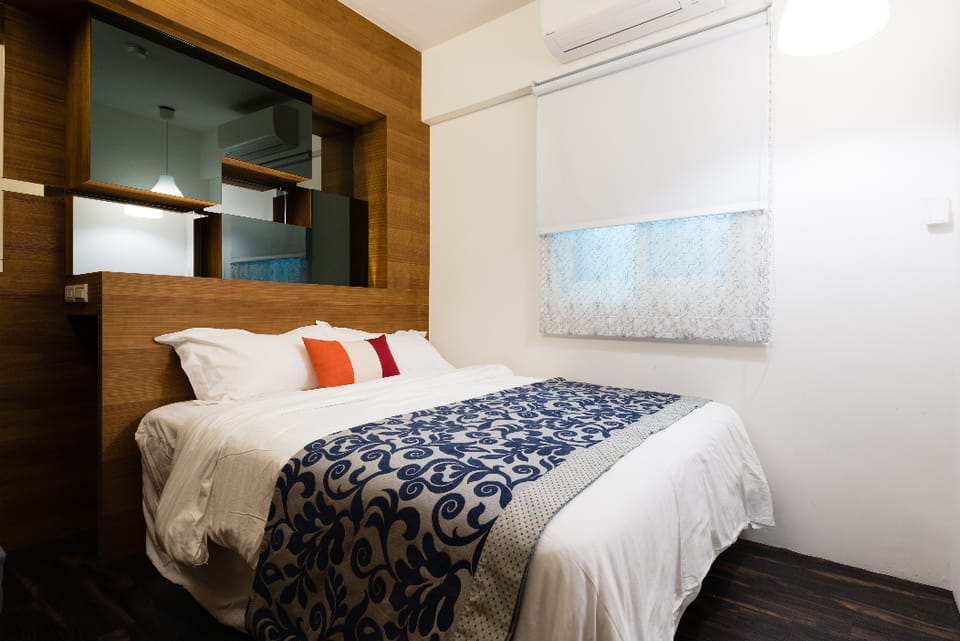 MRT Metro Downtown AB Apt 4-9P Apartment in Taipei City
