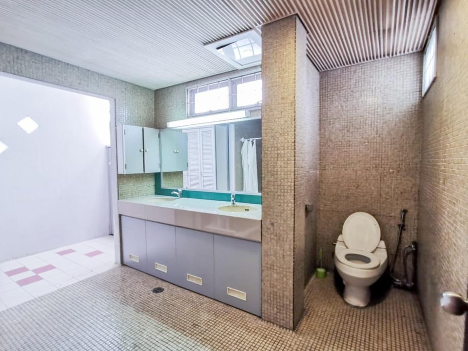 KK Spacious Bungalow Vacation rental in Kota Kinabalu