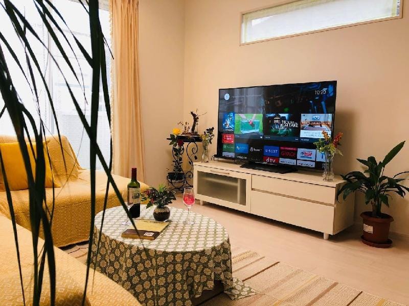 YouTube・Netflix/Free Parking/5 min to Station/House/Sky Balcony/4LDK/Narita Airport/Tokyo Vacation rental in Japan